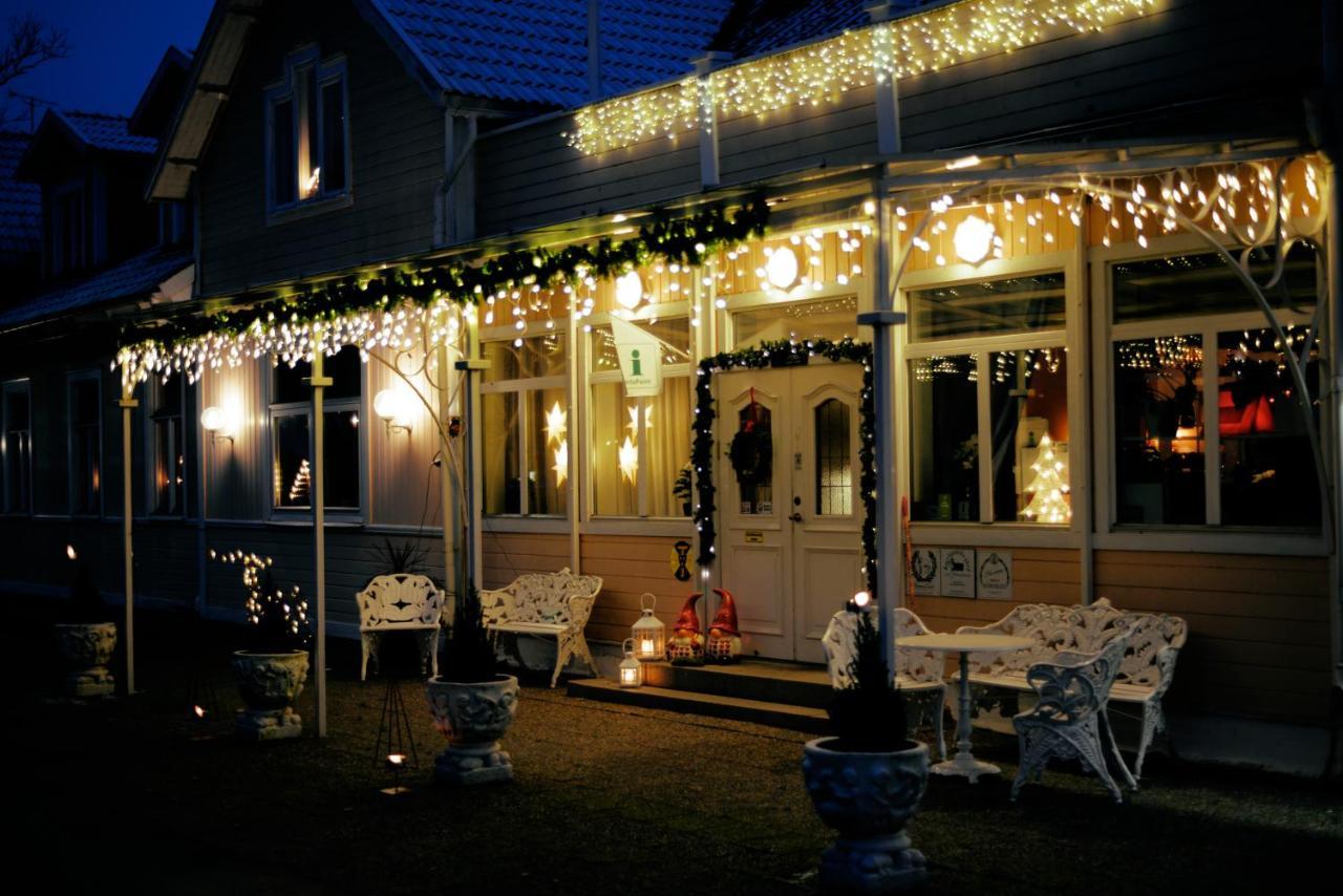 Oerserumsbrunn Gestgifveri Гренна Экстерьер фото